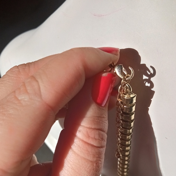 💚 Multicolour Statement Necklace - Picture 9 of 16